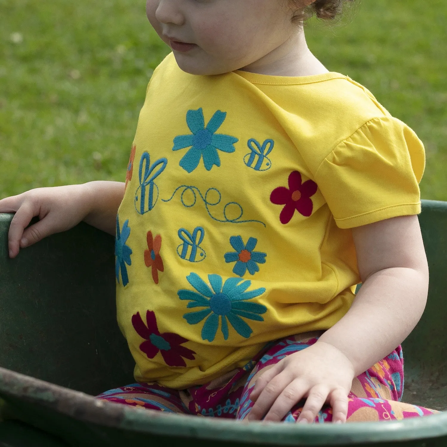 Short sleeve top- flowers